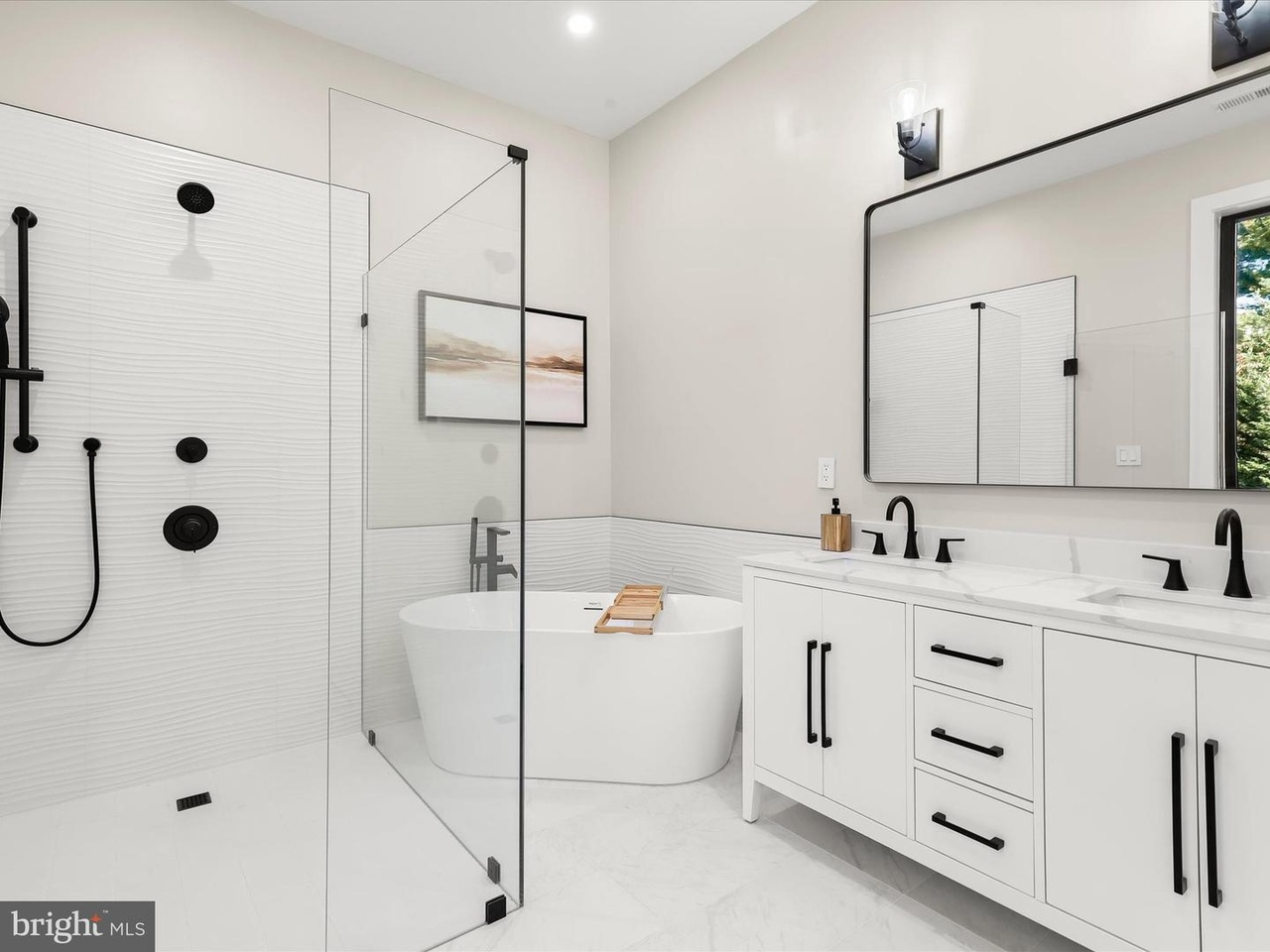 Manor Lane — bathroom and fixtures — photo 39