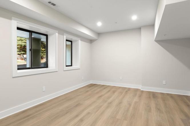 Manor Lane — interior space — photo 70